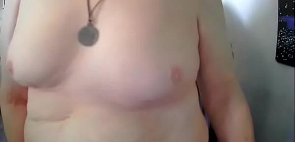  ValentineStubbs, in a new webcam video, this time with a cum shot